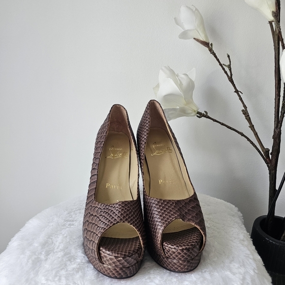 Christian Louboutin Brown Python Embossed Leather Peep Toe Pumps - Picture 1 of 11